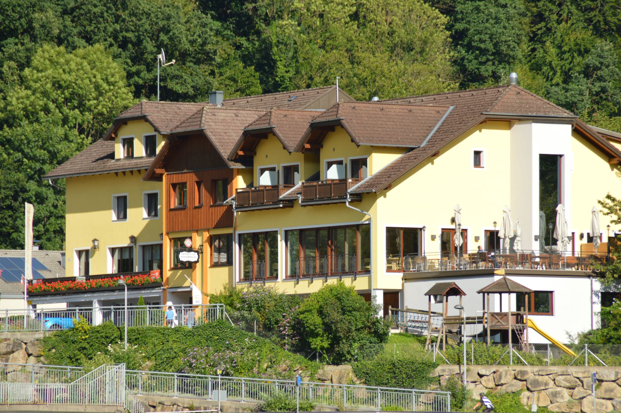 Gasthof mti Sonnenterrasse